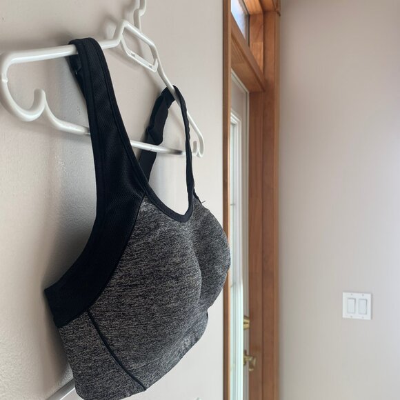 Ladies Sports Bra - Picture 4 of 4